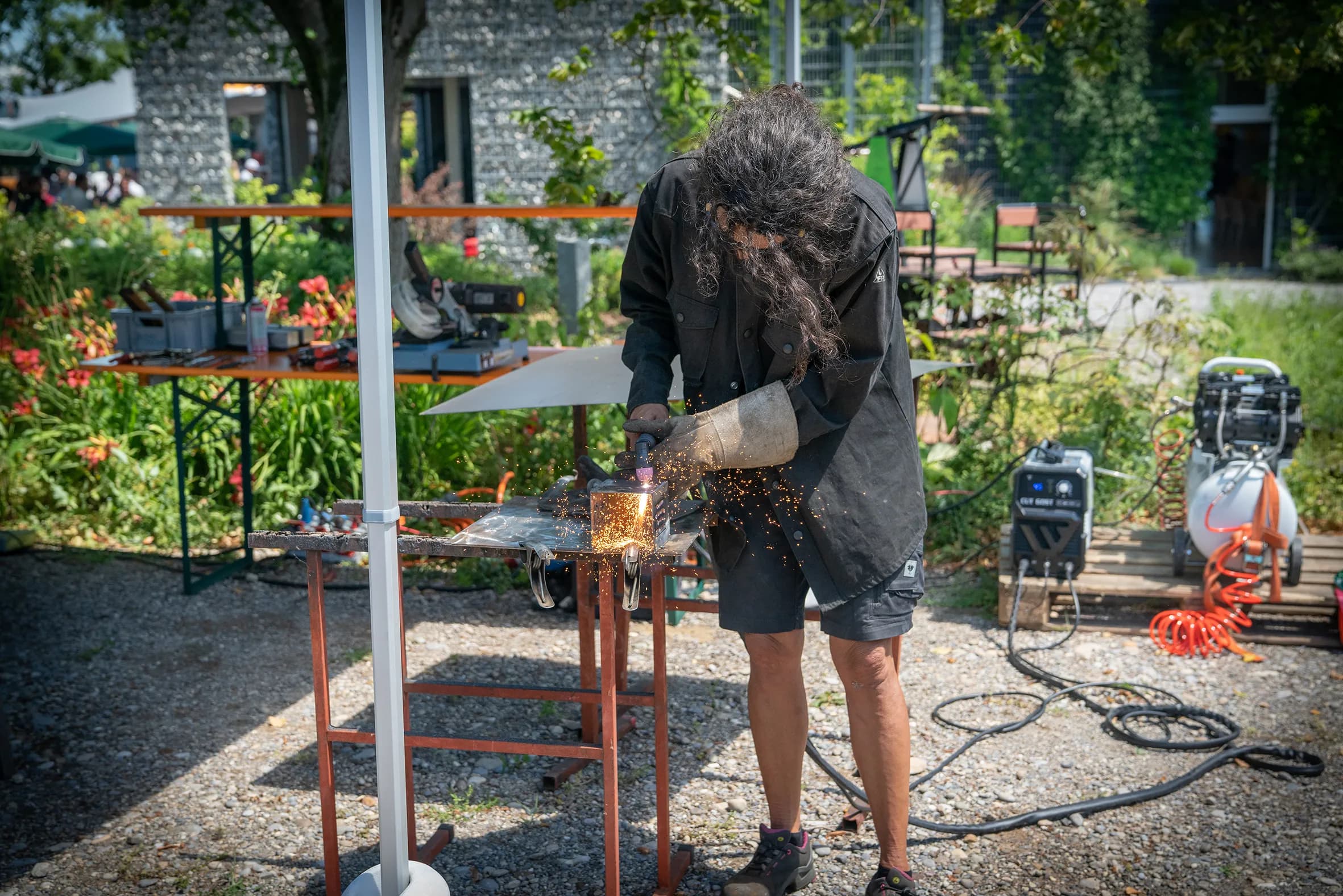 Teamschweißen in der Schweiz für nachhaltigen Teamspirit buchen