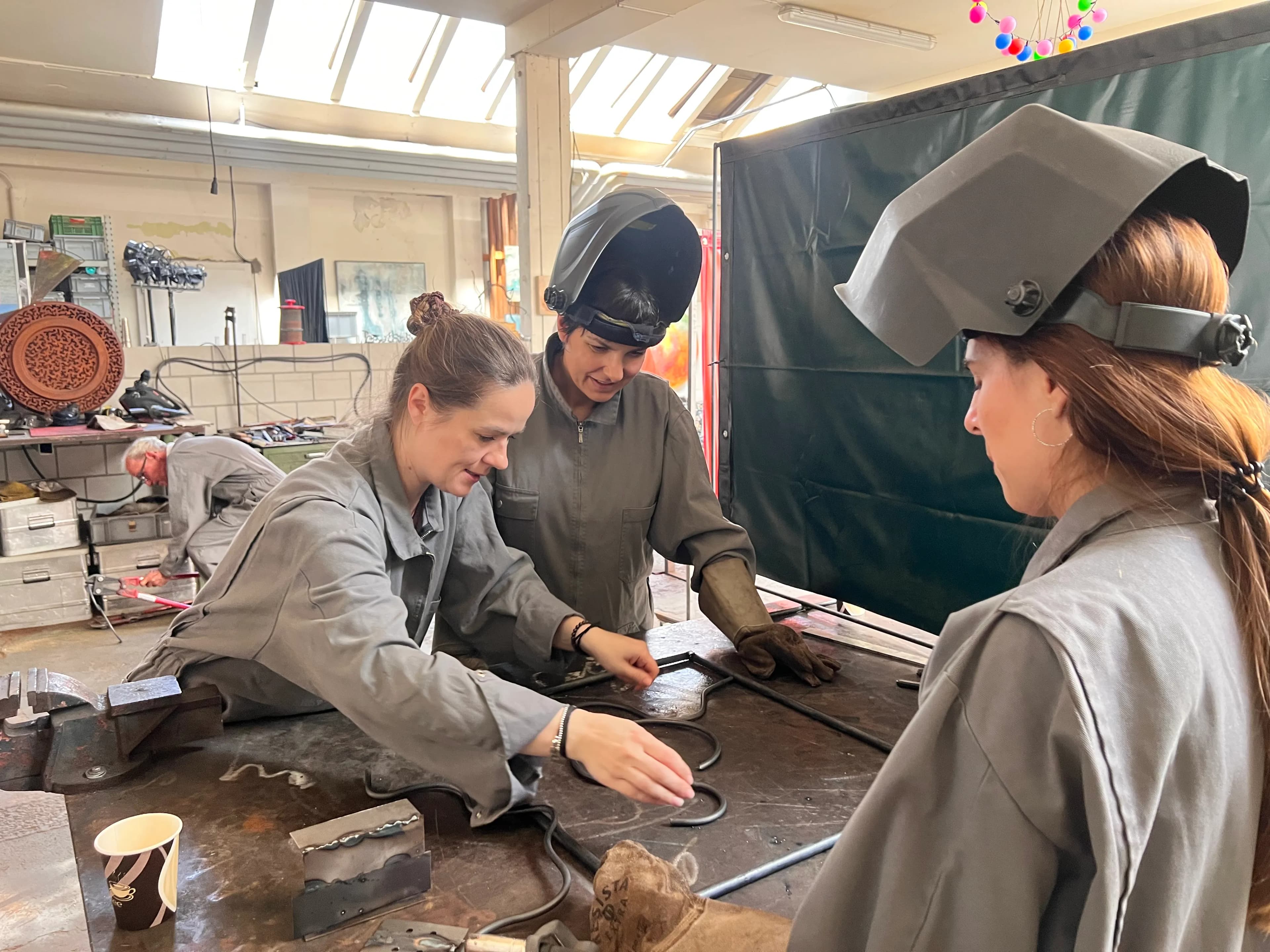 Warum hilft Kunsttherapie bei Mitarbeitermotivation?