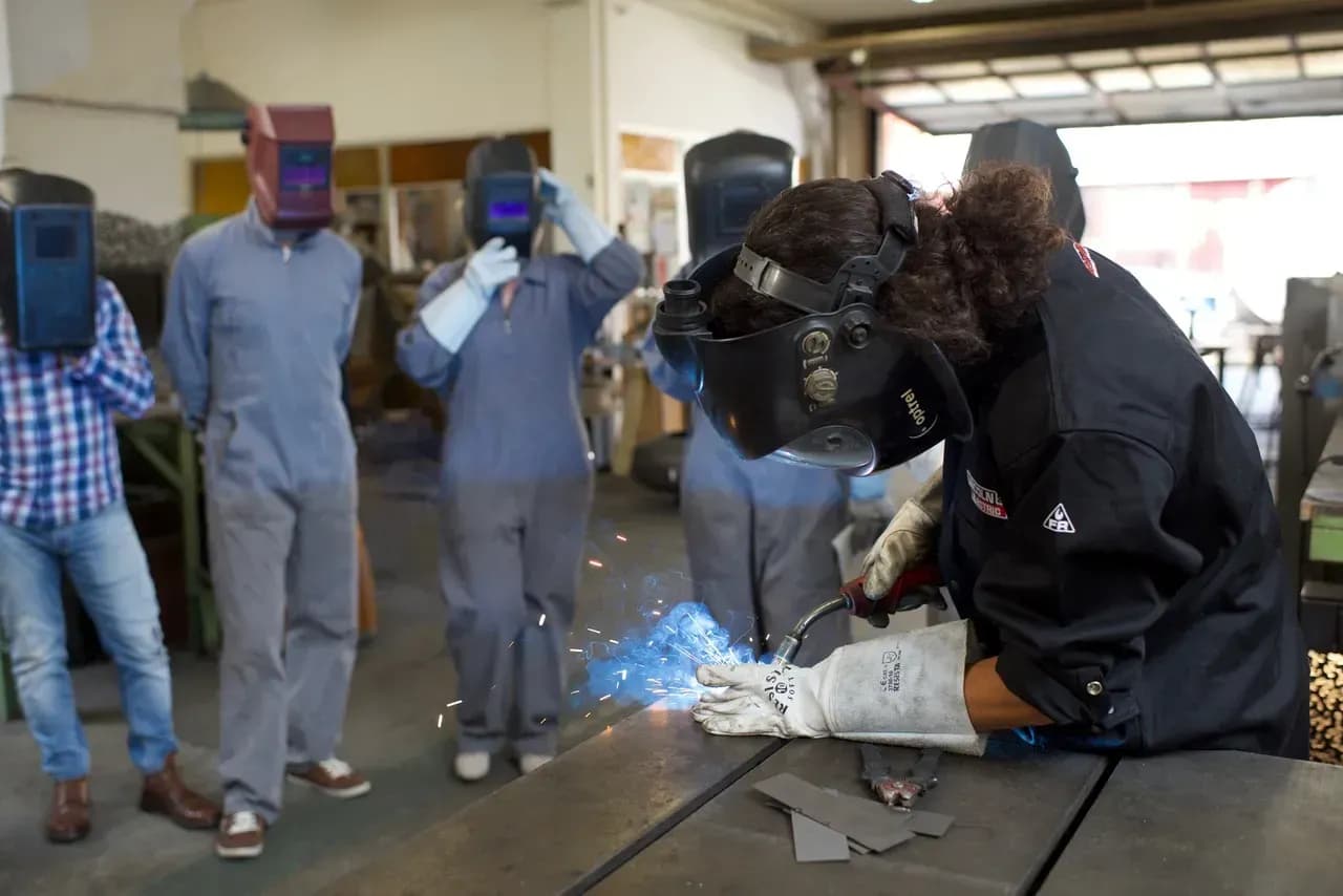 Kreatives Teambuilding für Unternehmen mit künstlerischem Fokus in Luzern