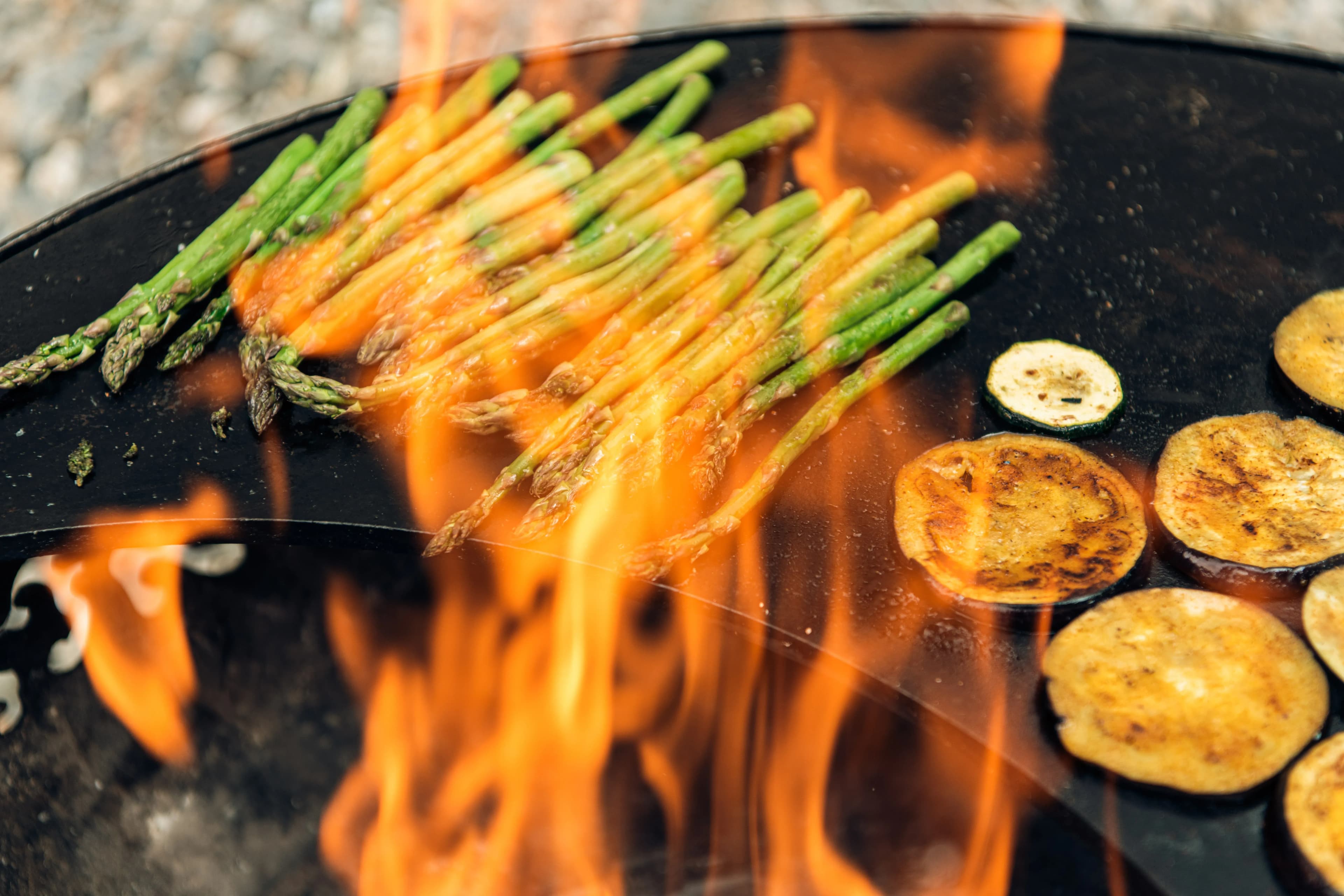 Outdoor Teamevent mit Kunst und Feuer in Aargau umsetzen