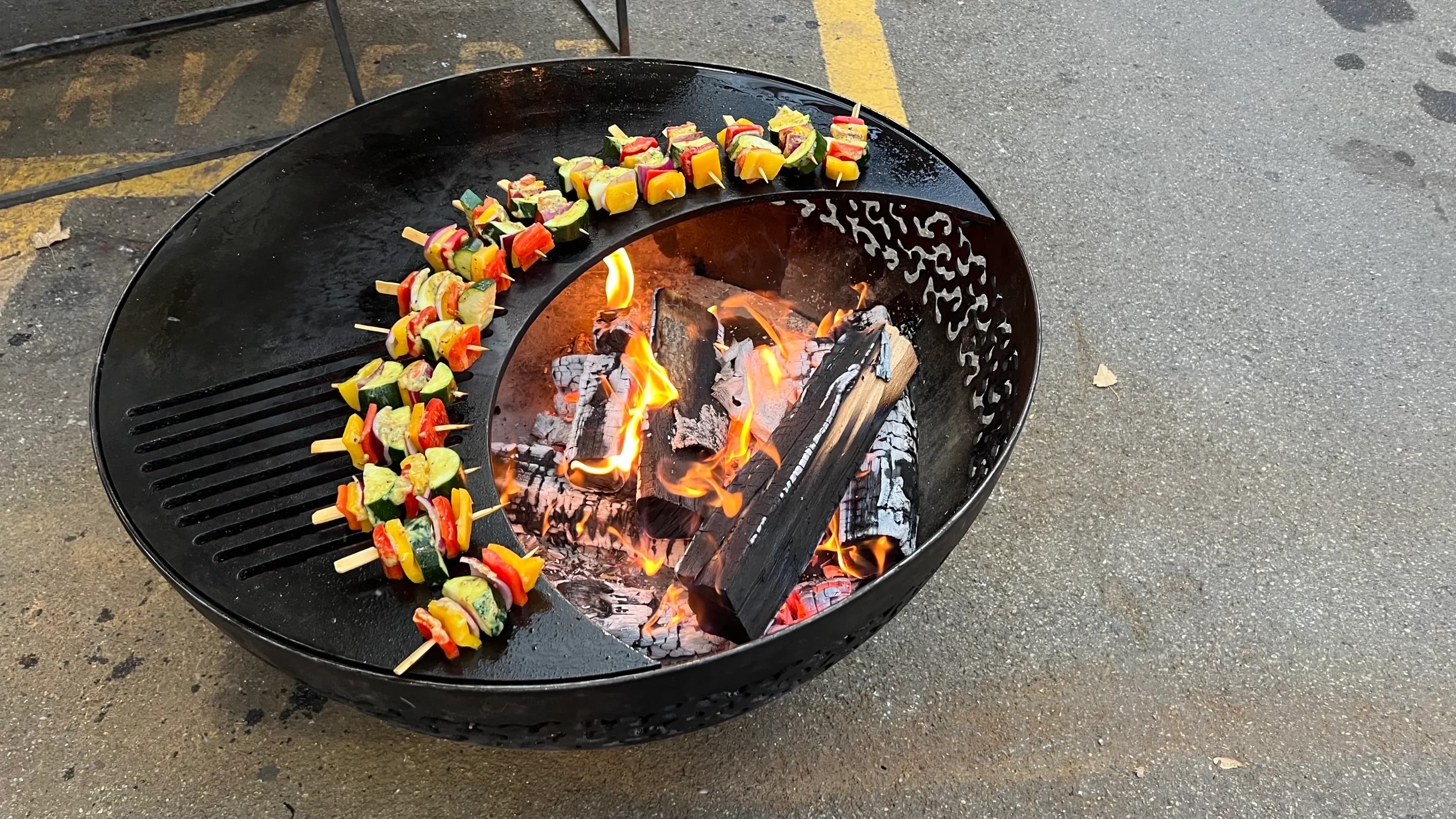 Outdoor Teamevent mit Kunst und Feuer in Aargau umsetzen